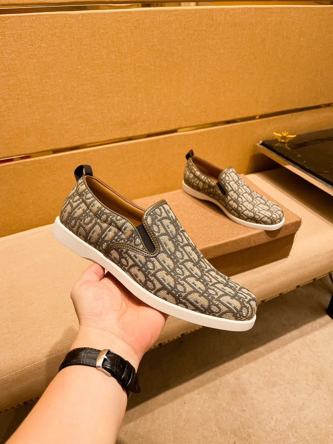 Men's shoes 💰 380💰👍【Dior】🔥🔝High-end brand of men's shoes official website 1:1 latest masterpiece: the upper is made of Italian official website original special technical cloth fabric 🔥original comfortable and breathable lining➕original designated non-slip outsole🔥making walking more convenient and comfortable! An exclusive new model, a stunning work, a beautiful 1:1 replica [color] compared to the official quality! Create a fashionable personality to set off your uniqueness! A must-have for trendy men! 🔥, sizes: 38-44. color:.     Multiple colors available🔥